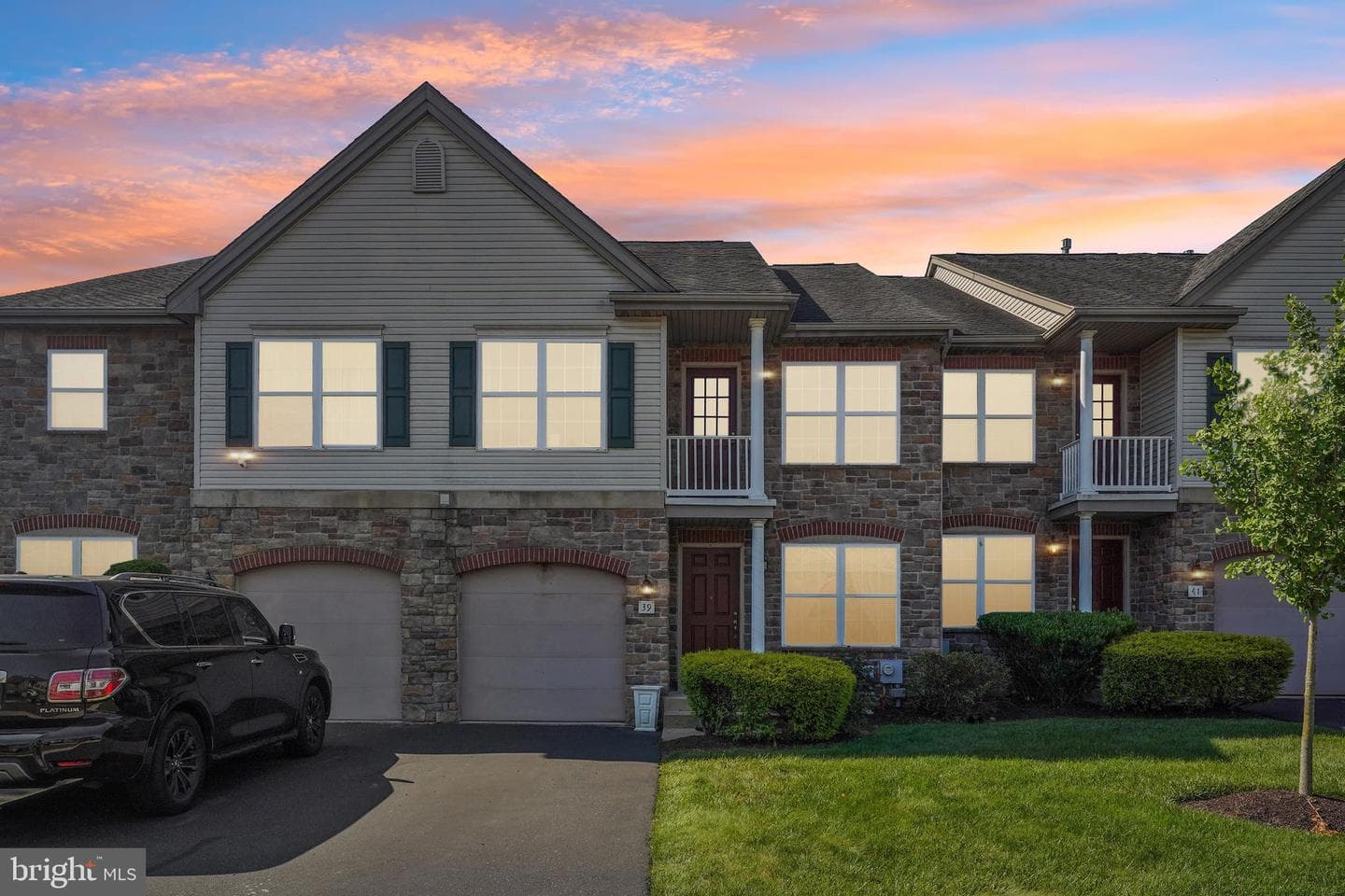 39 Sunrise Court photo 1