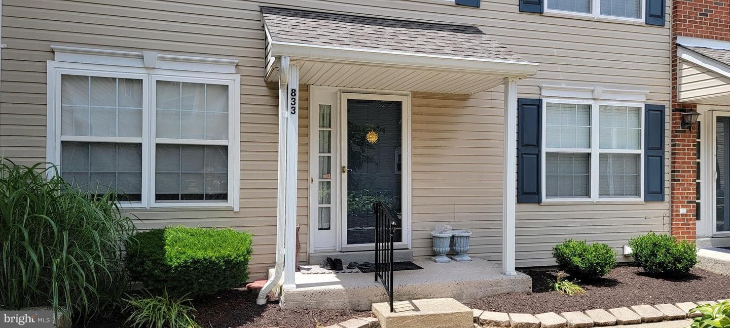 833 Purple Martin Court #219 photo 1