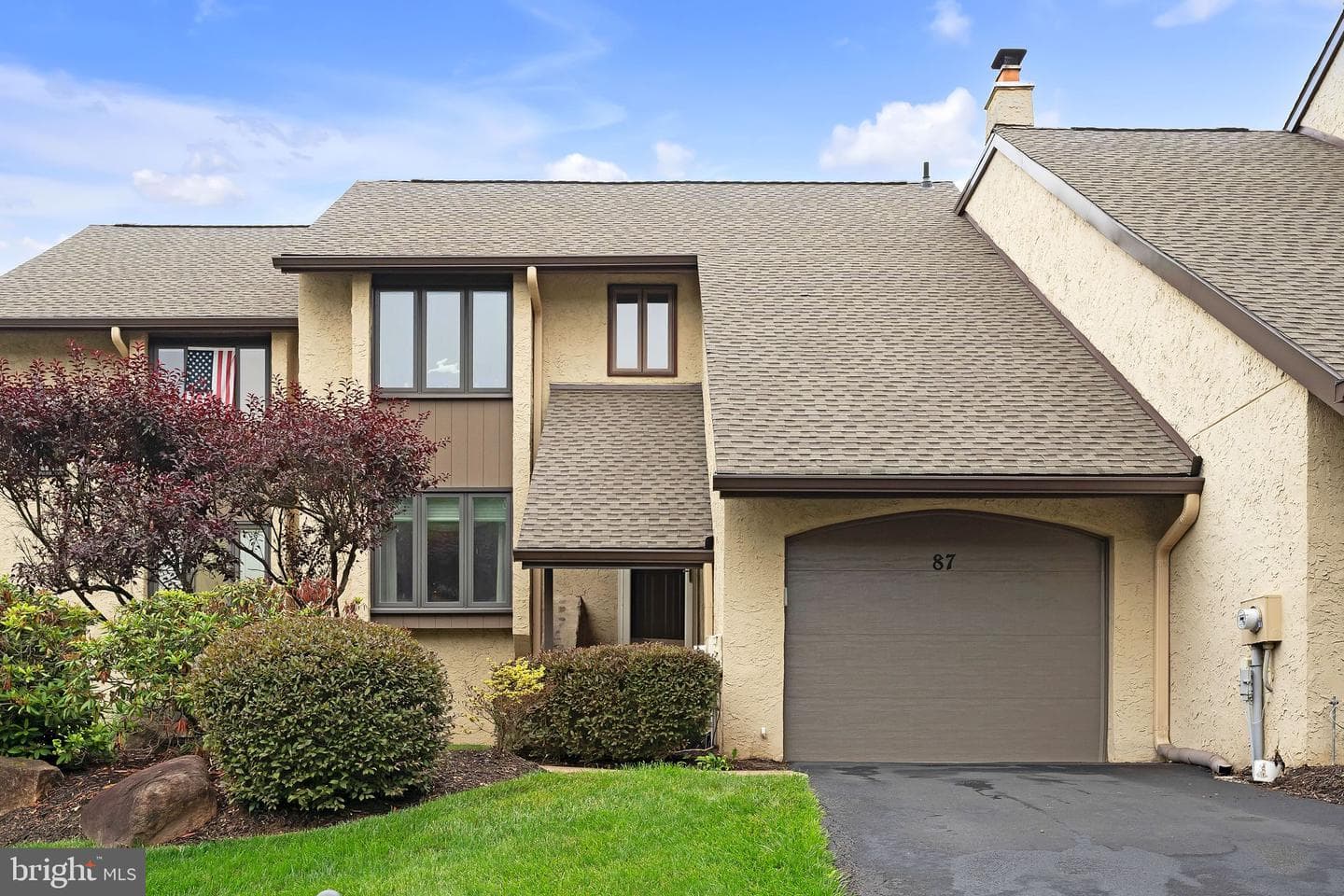 87 Golf Club Drive photo 1