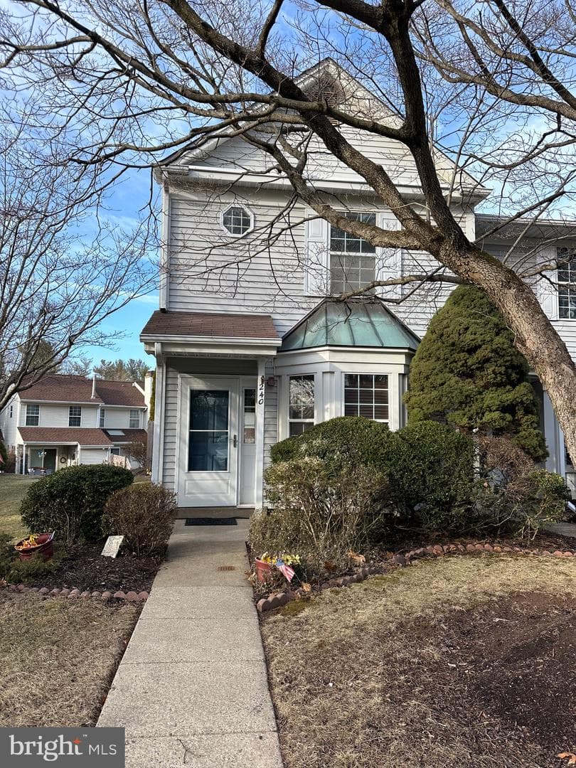 240 Leedom Way photo 1