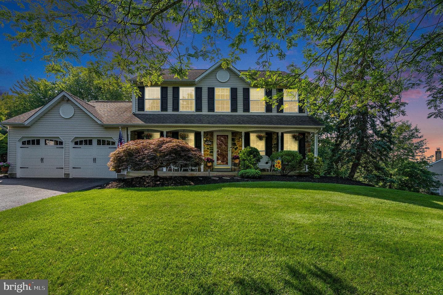 1455 Chelsea Lane photo 1