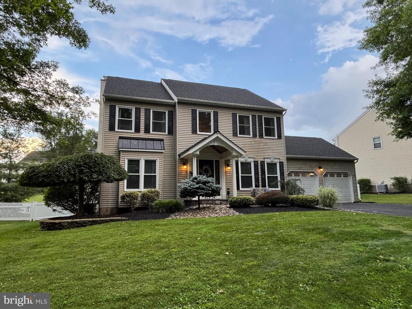 324 Stonyhill Drive photo 1