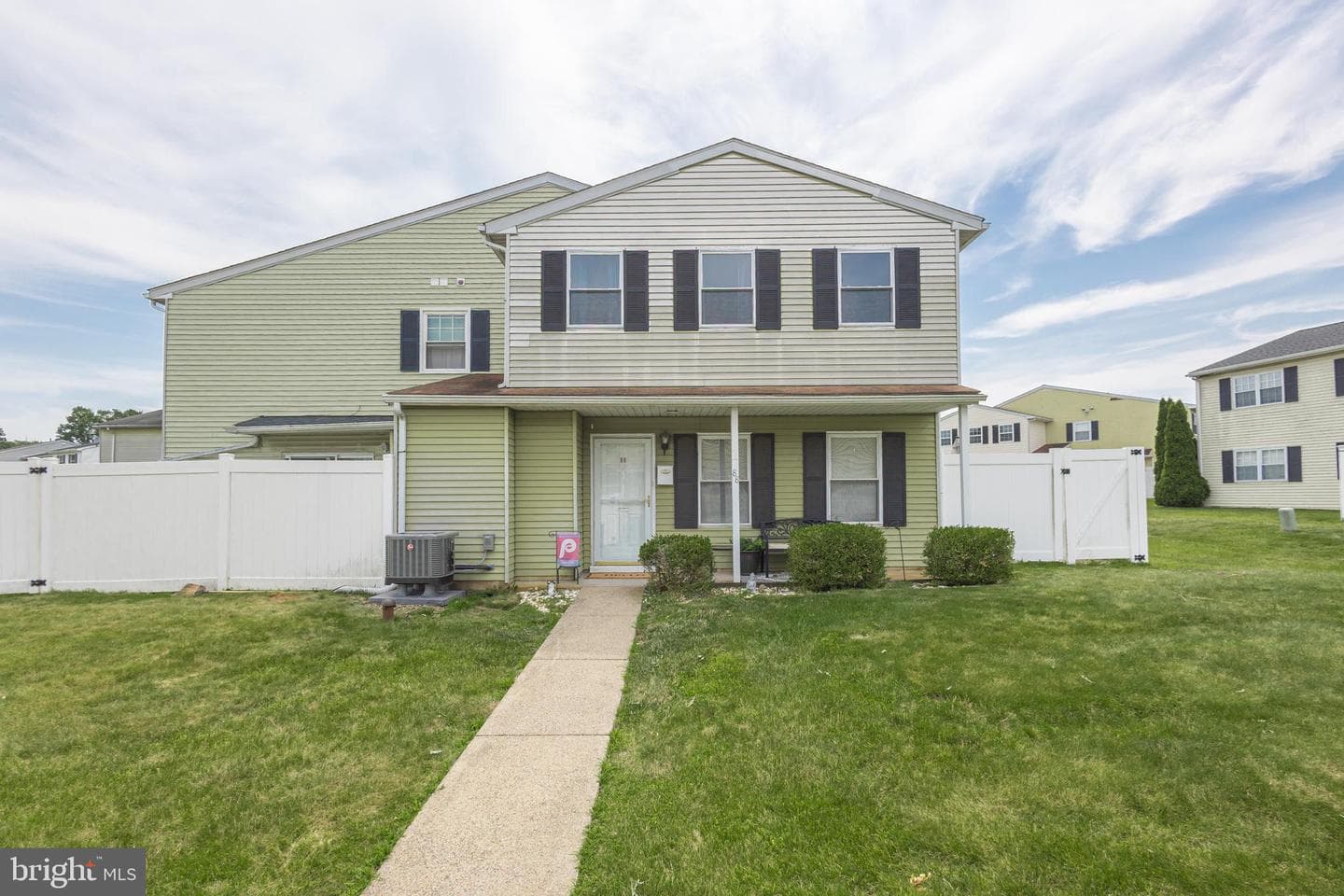88 Reliance Square photo 1