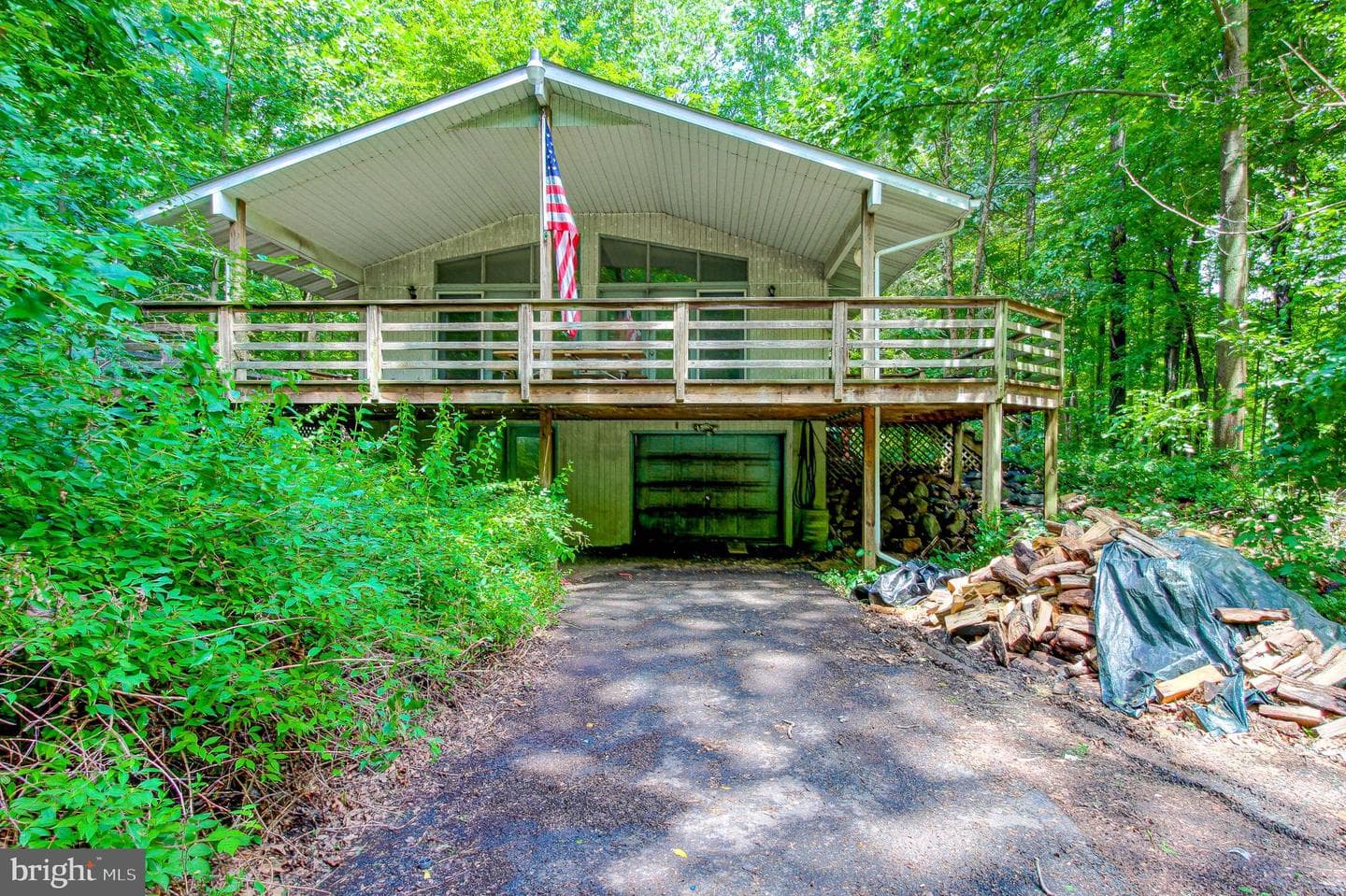 2025 Miller Road photo 1
