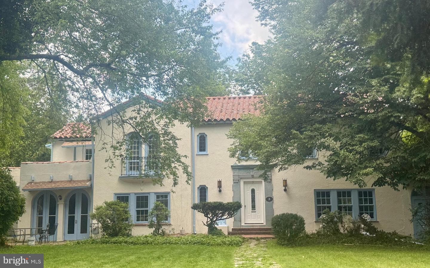3 Ridge Avenue photo 1