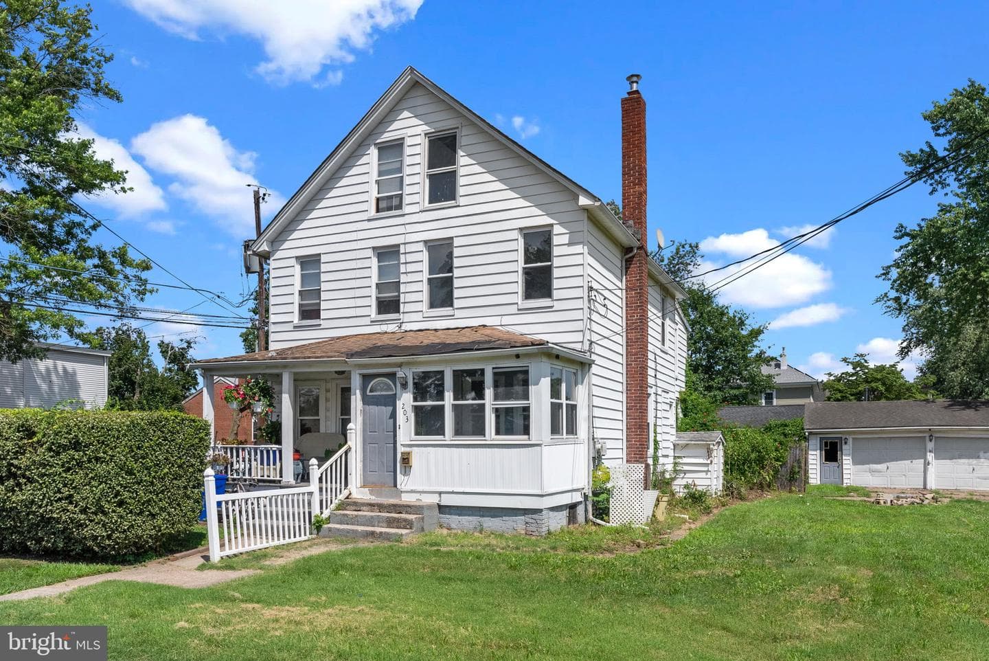 203 Robertson Avenue photo 1