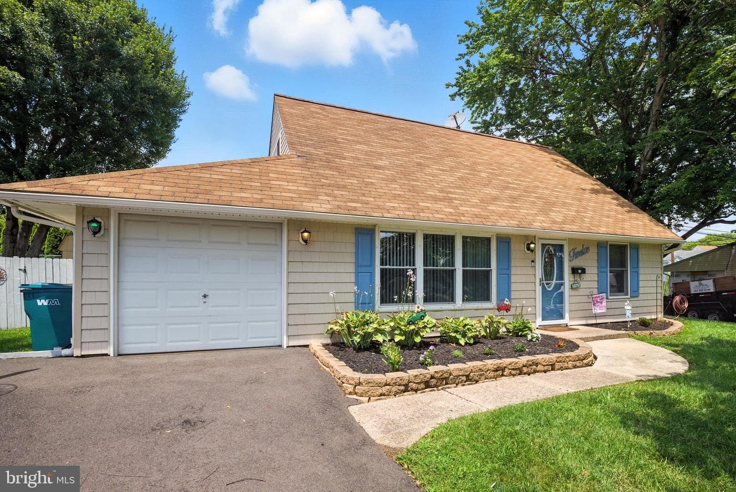12 Tulip Tree Road photo 1