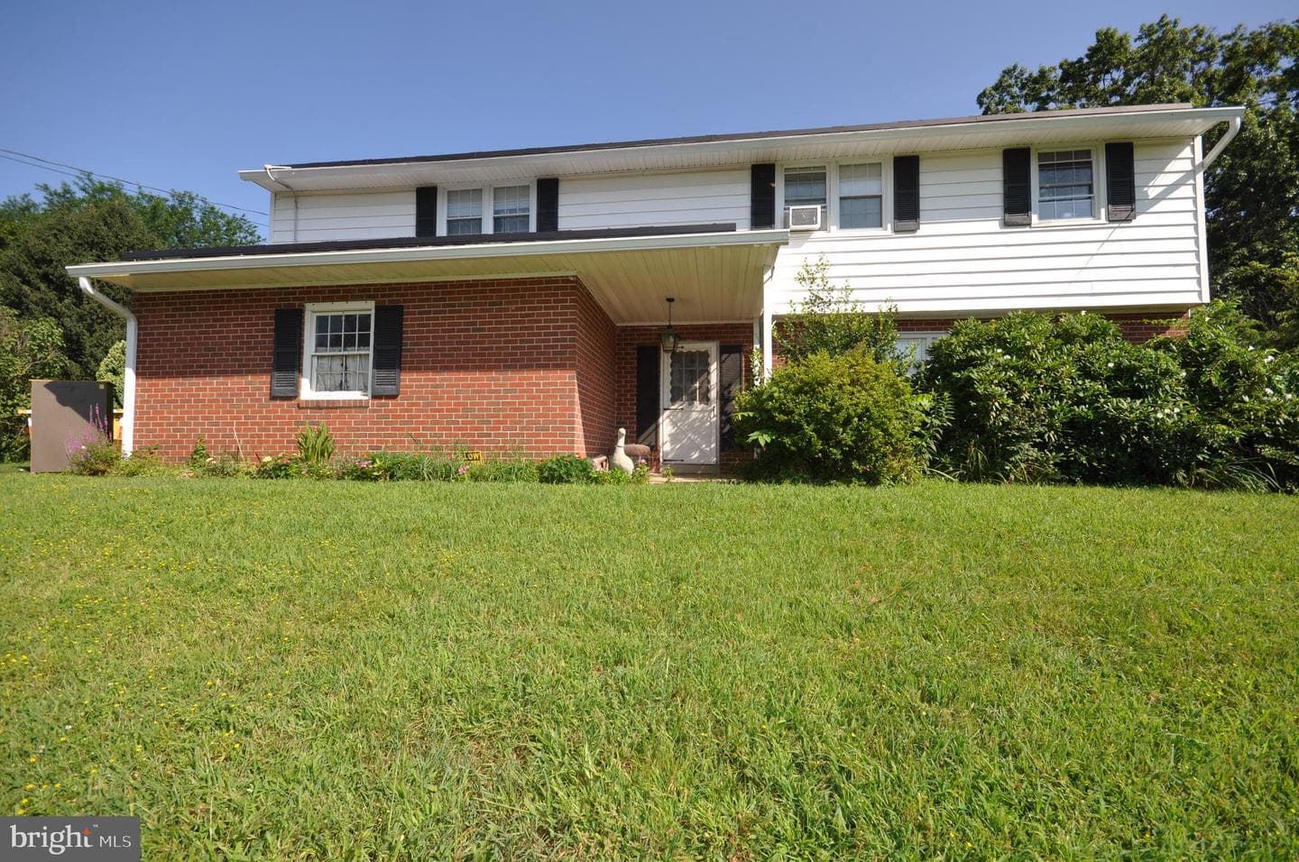 145 Westbrook Road photo 1