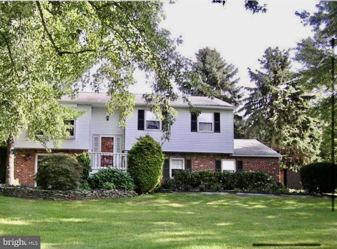 35 Beverly Drive photo 1