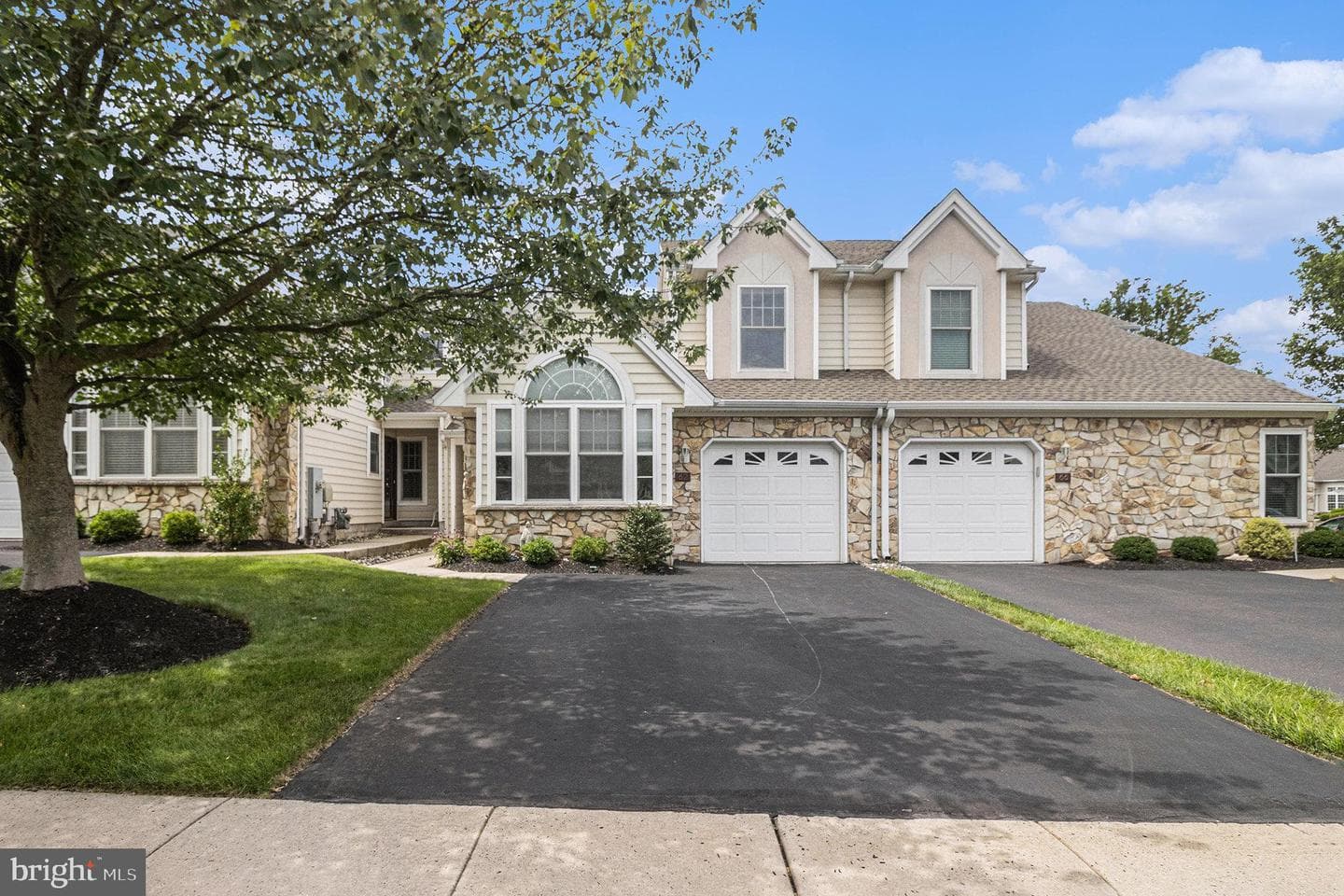 62 Ashley Drive photo 1
