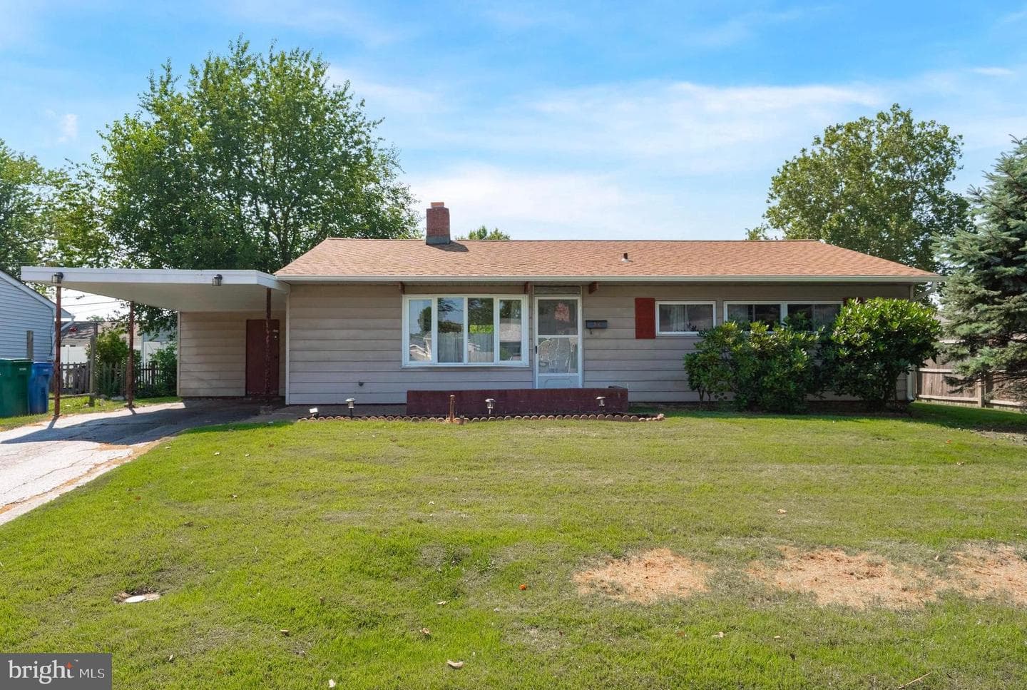 14 Copper Beech Lane photo 1