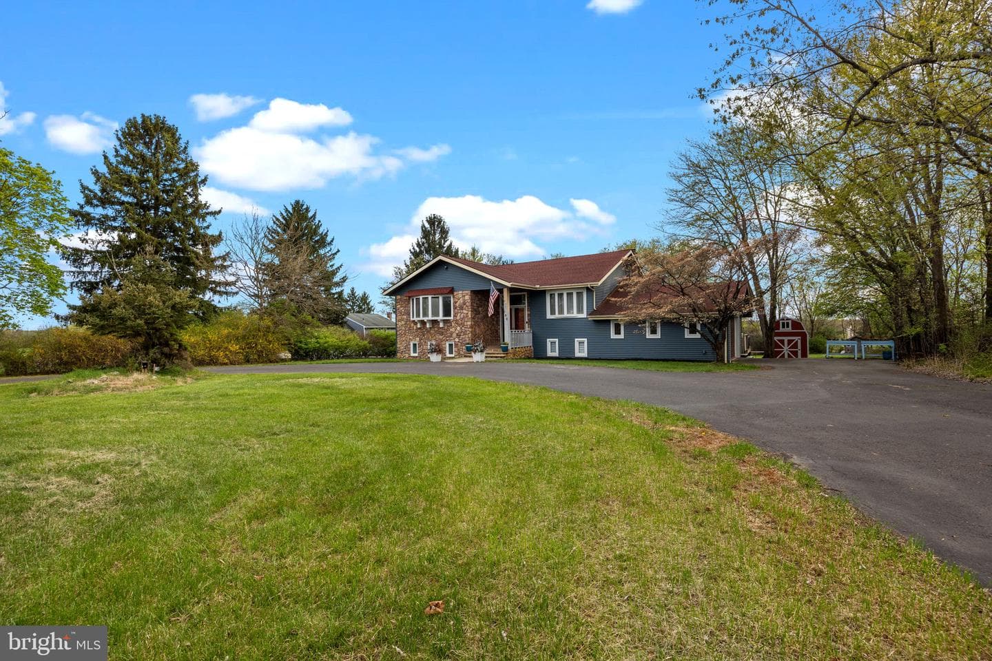 152 Twining Bridge Road photo 1