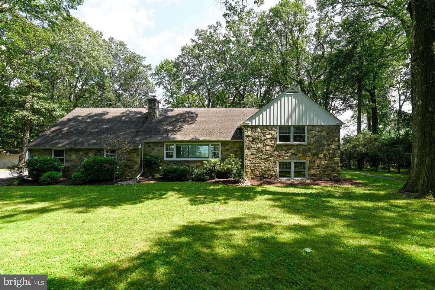 1531 N Ridge Road photo 1