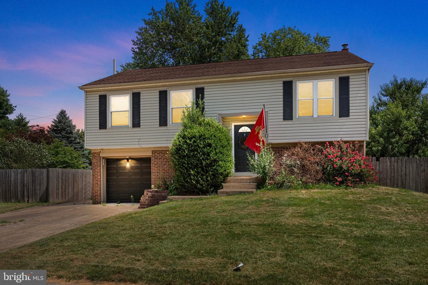 525 Nel Drive photo 1