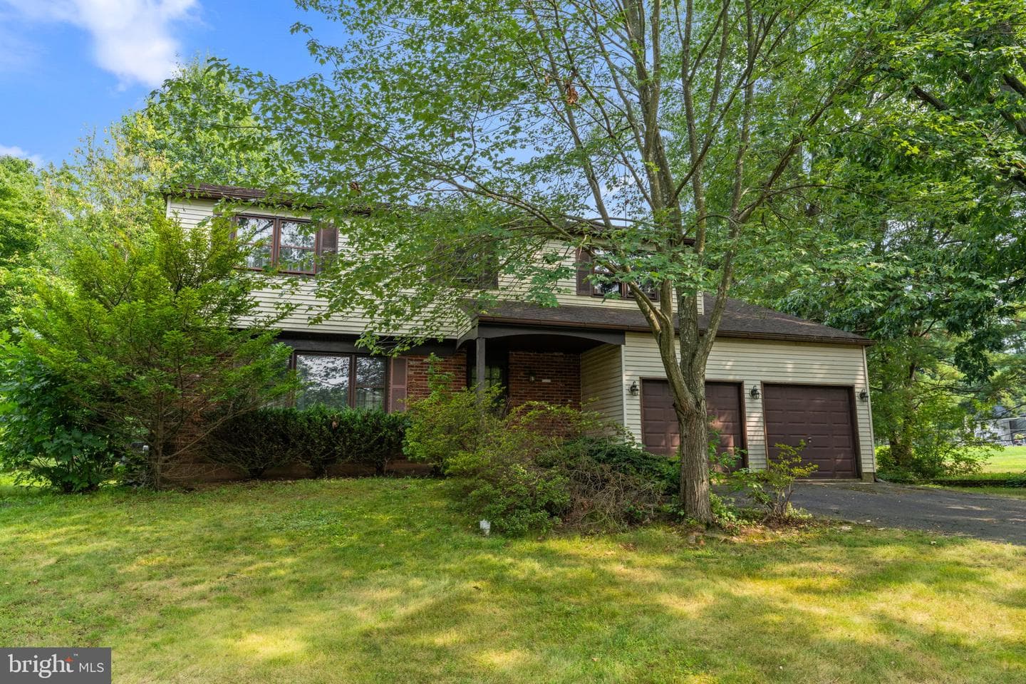 67 Harvest Road photo 1