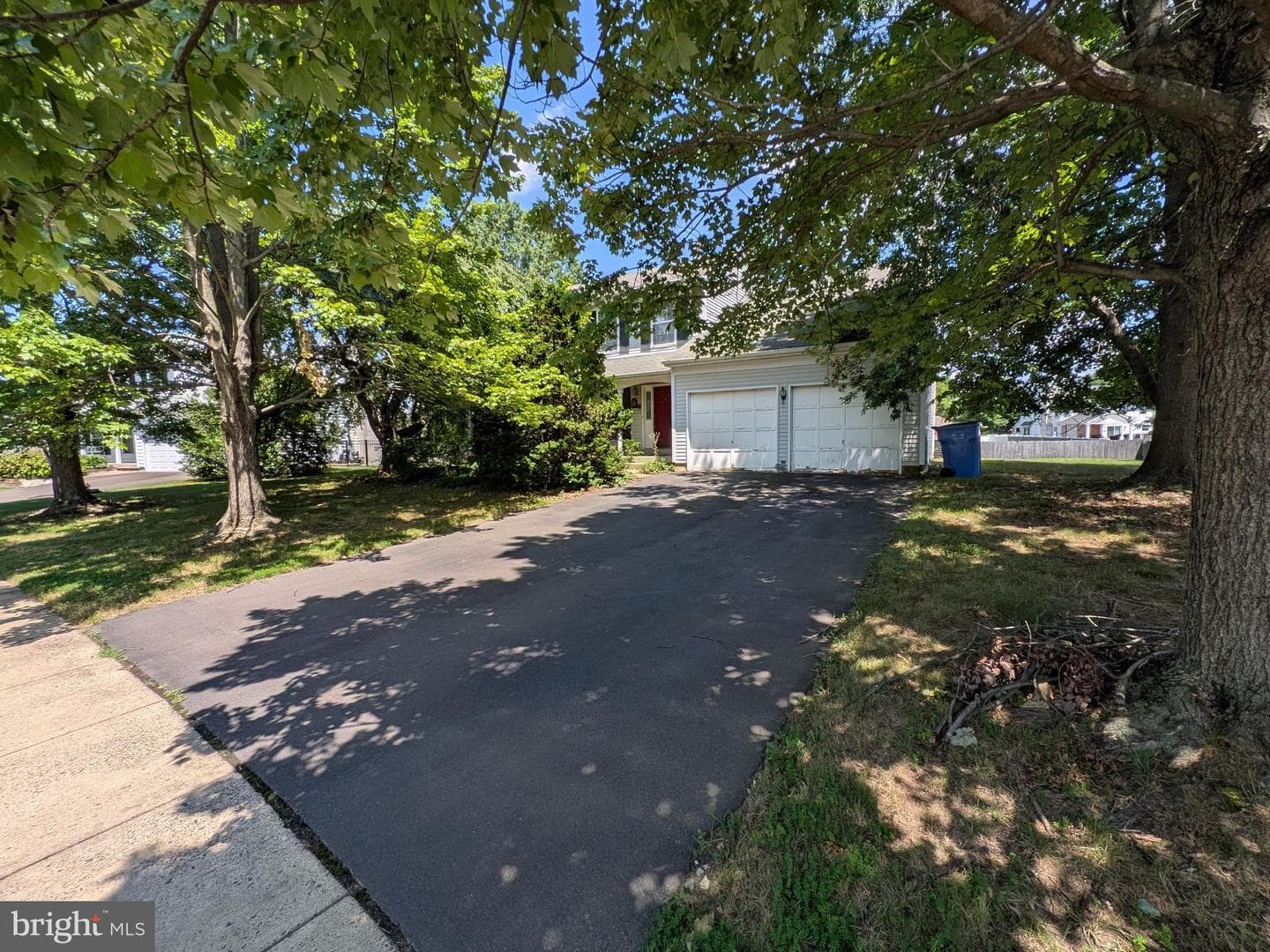 2622 Woodsview Drive photo 1
