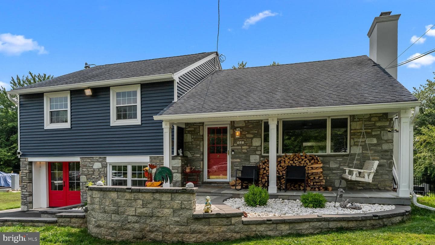 427 Upper State Road photo 1