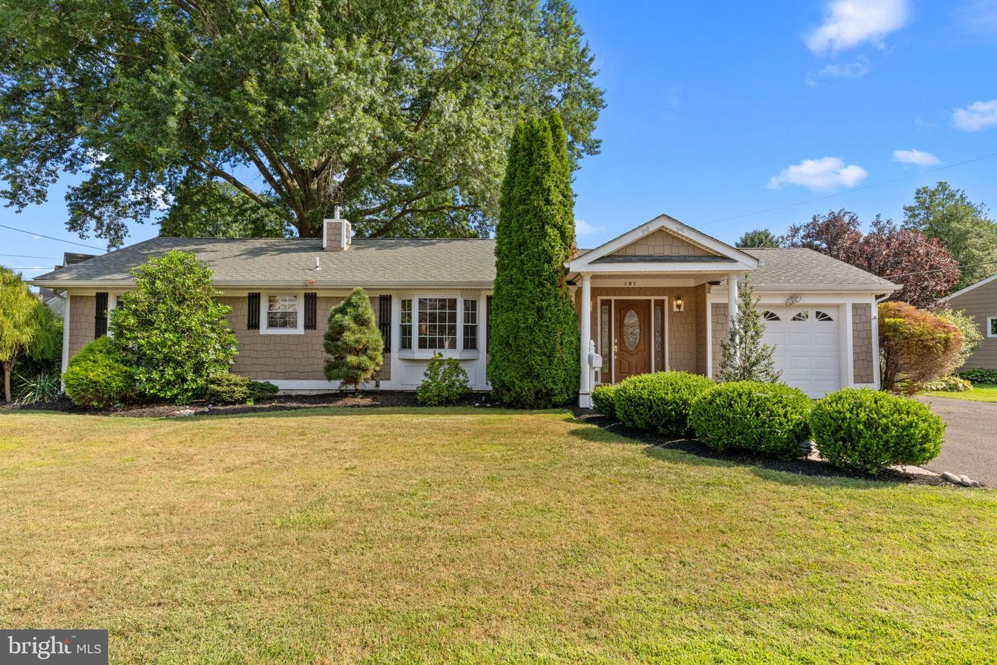 101 Melvin Avenue photo 1