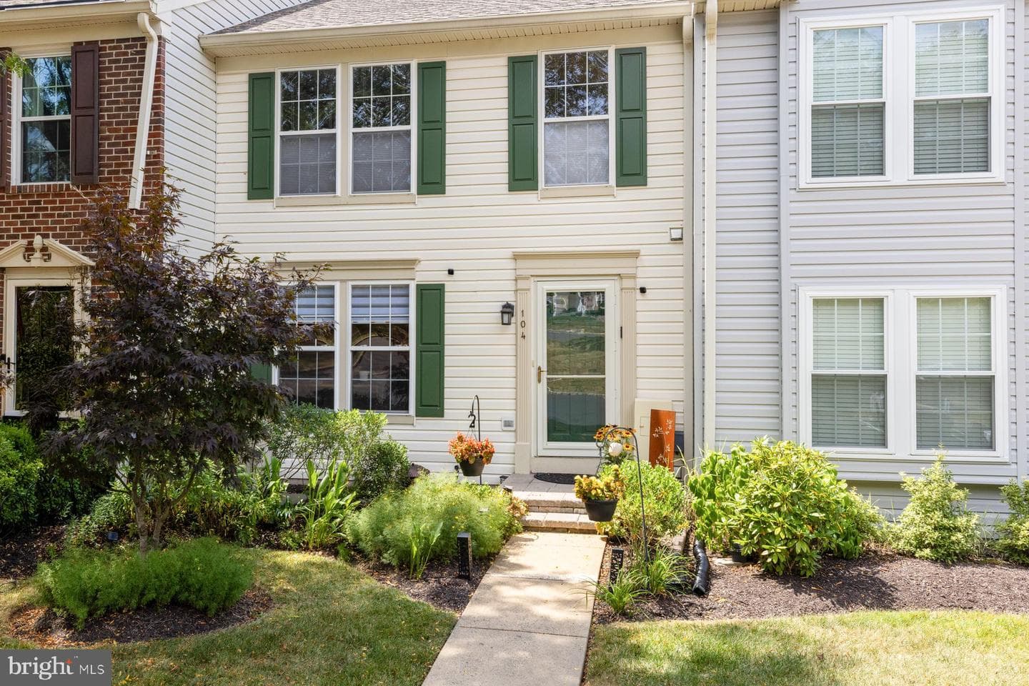 104 Rolling Hill Court photo 1