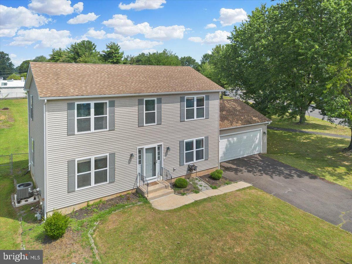 97 Penns Grant Drive photo 1