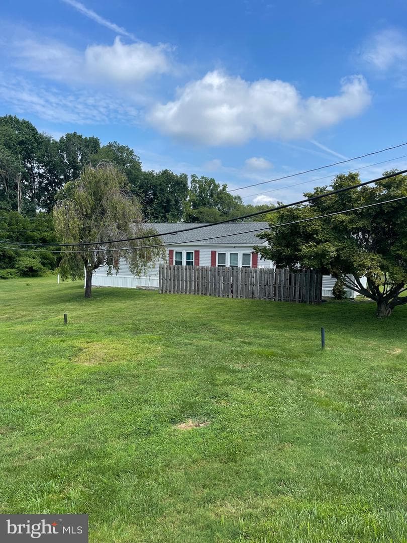 3406 Foxglove Drive photo 1