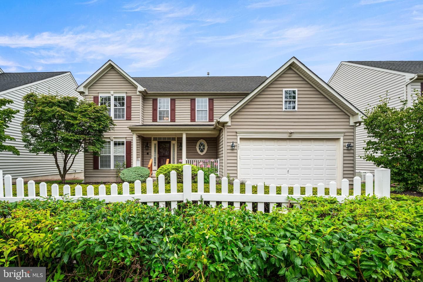 287 Barnhill Road photo 1