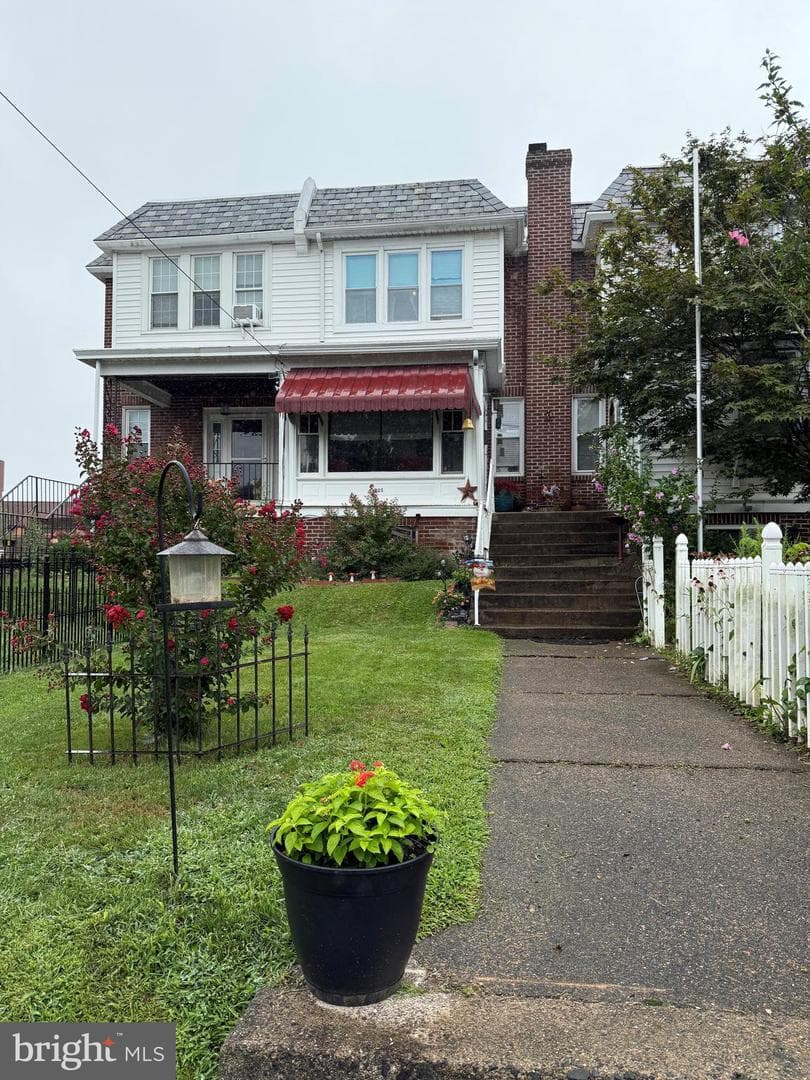 203 S 11th Street photo 1