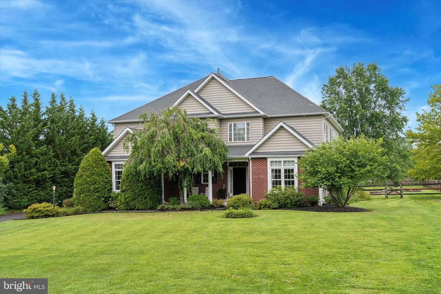607 Telegraph Road photo 1