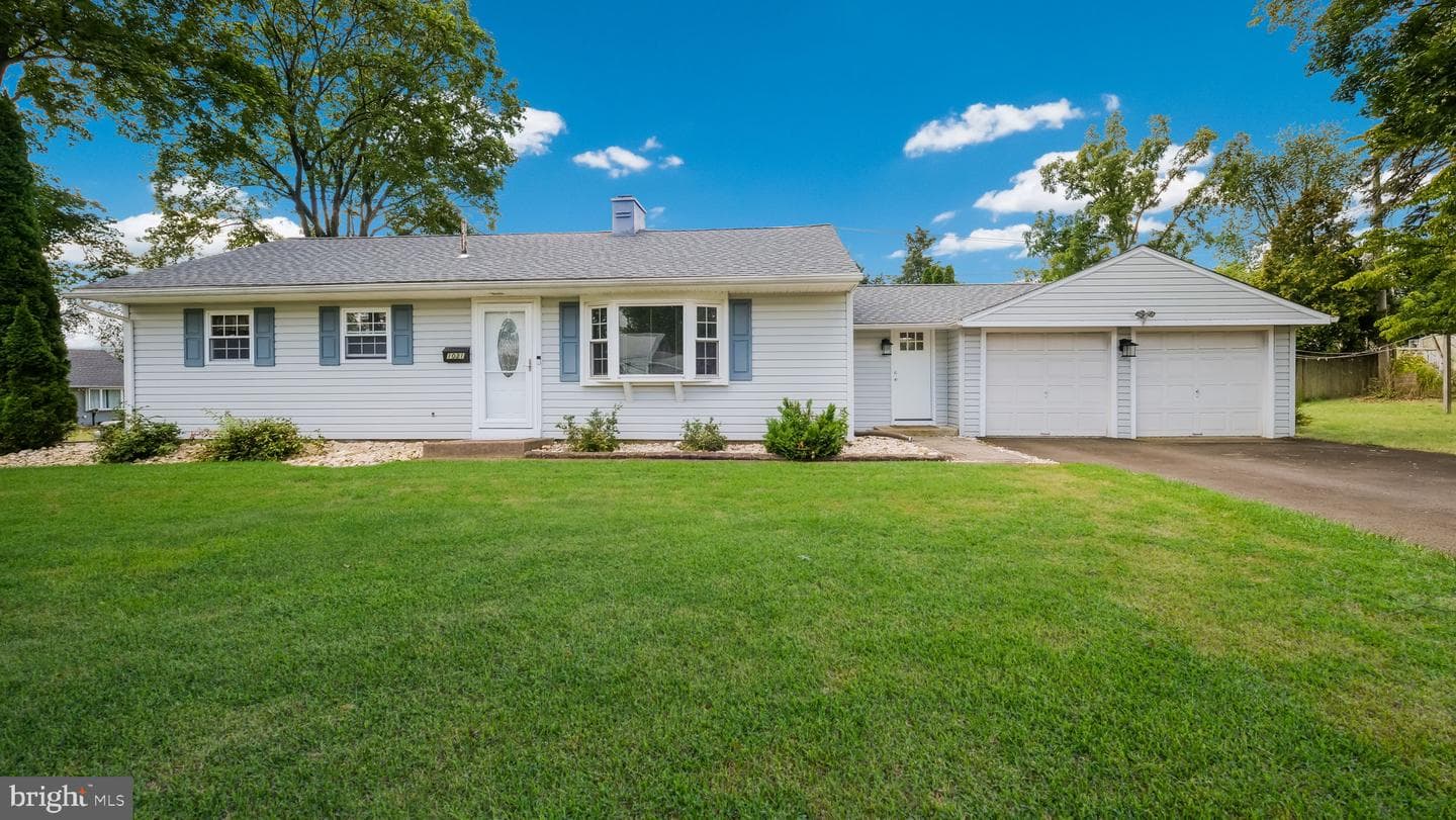 1031 Willopenn Drive photo 1