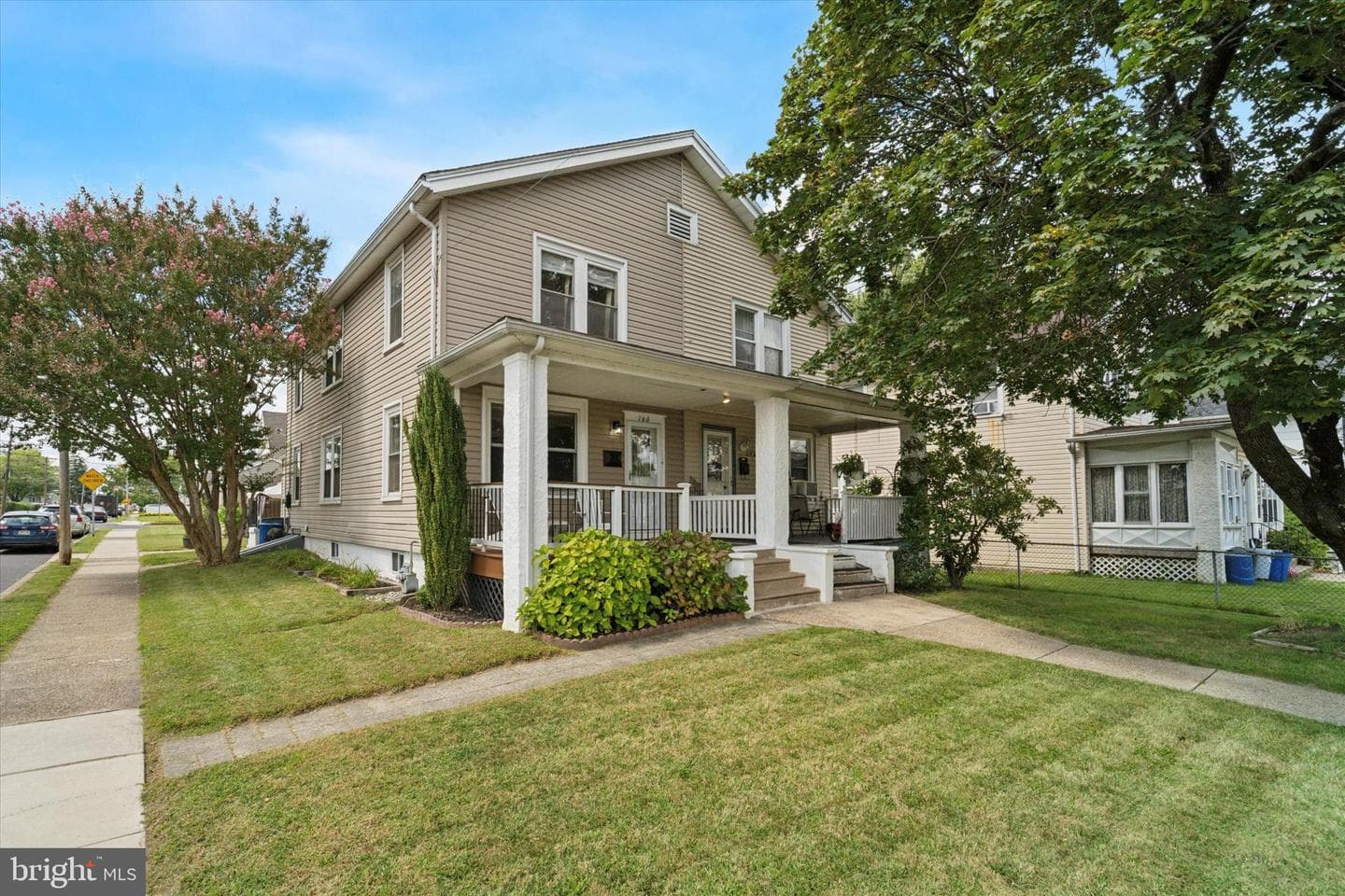 160 Bellevue Avenue photo 1