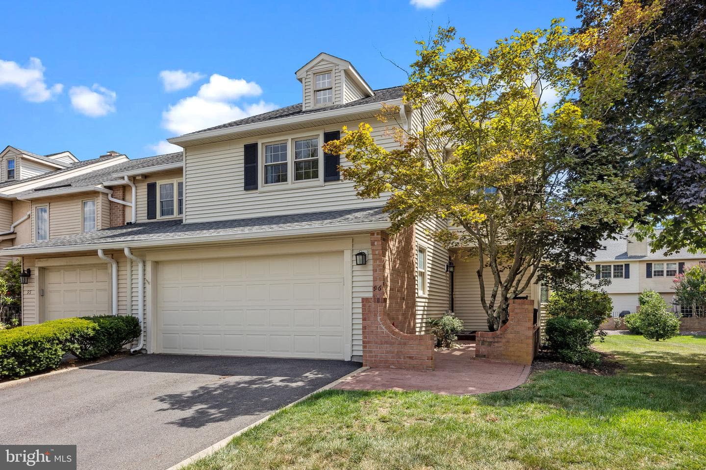 96 Sutphin Pines photo 1