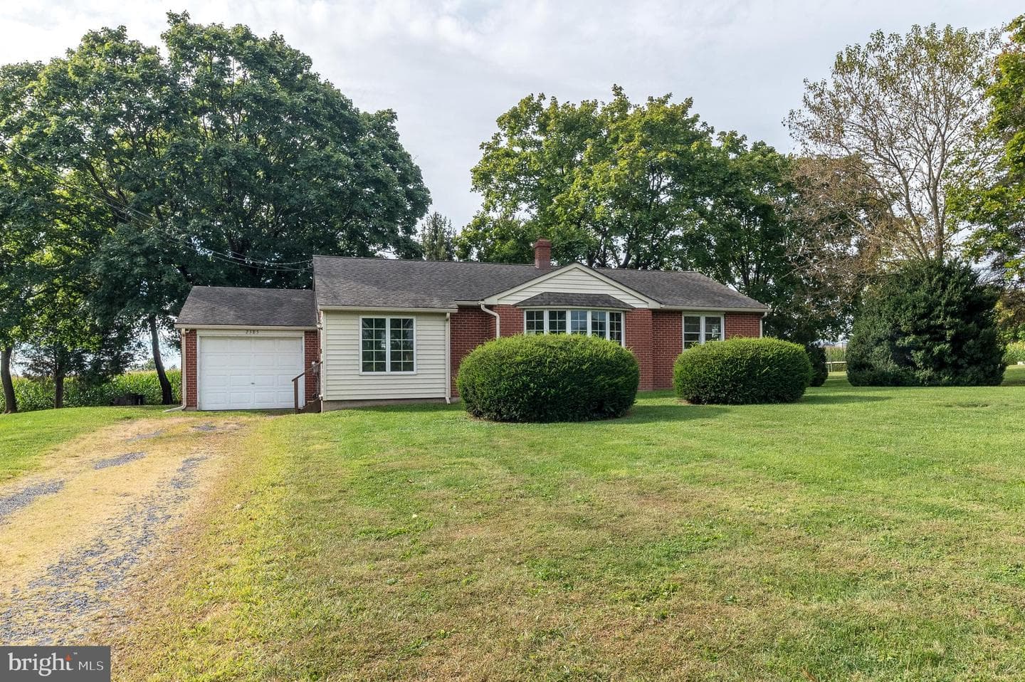 2385 W Zion Hill Road photo 1