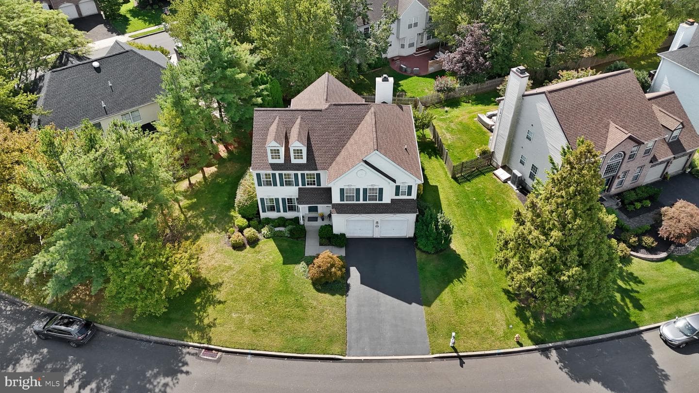 527 Clydesdale Drive photo 1