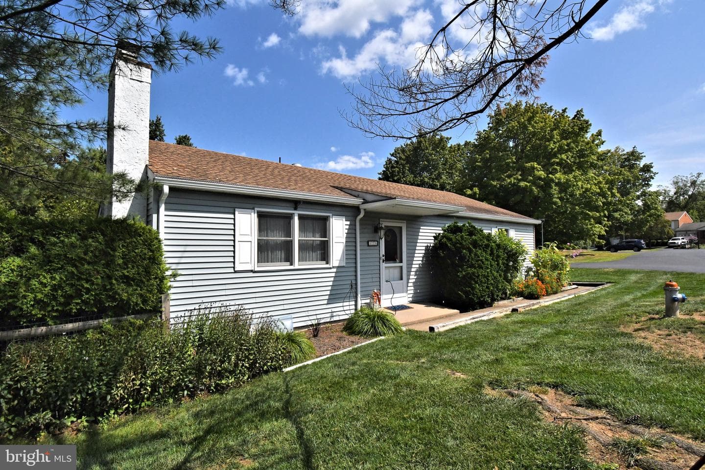 326 Rocky Court W #W photo 1