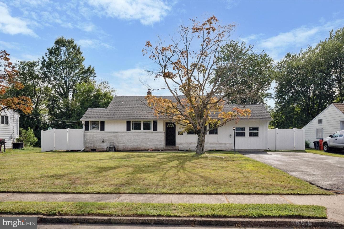 724 Cypress Road photo 1