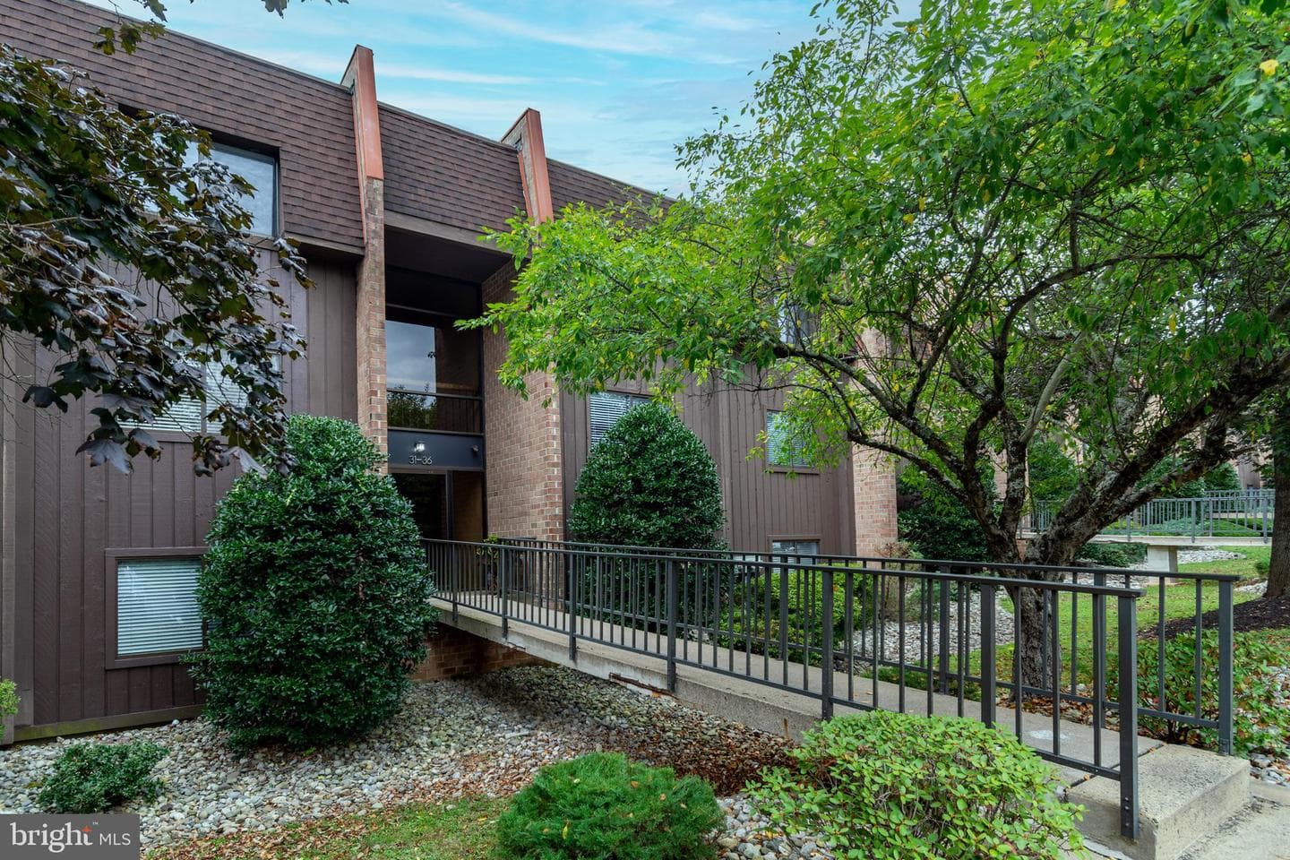 36 Hermitage Drive photo 1