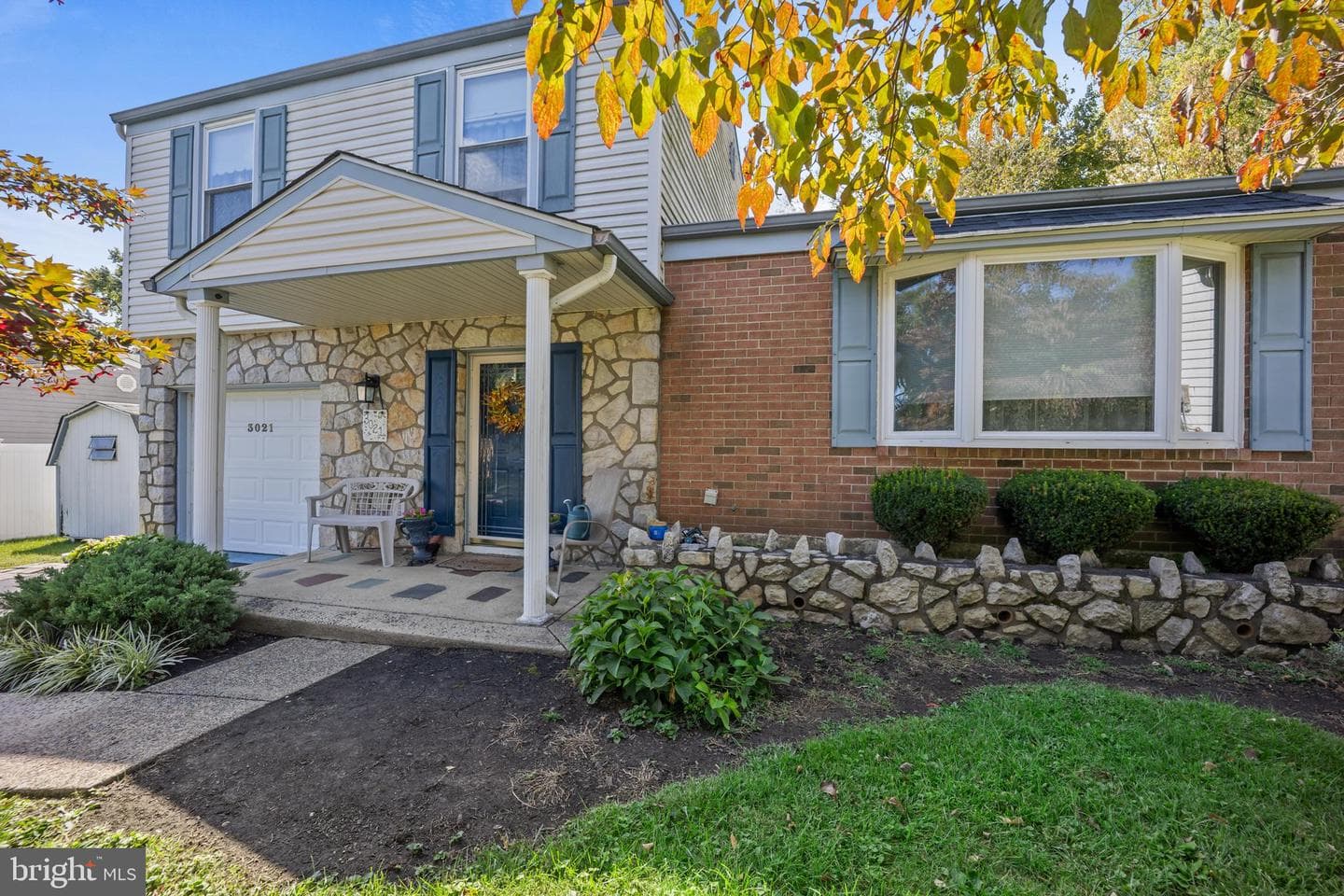 3021 Claridge Road photo 1