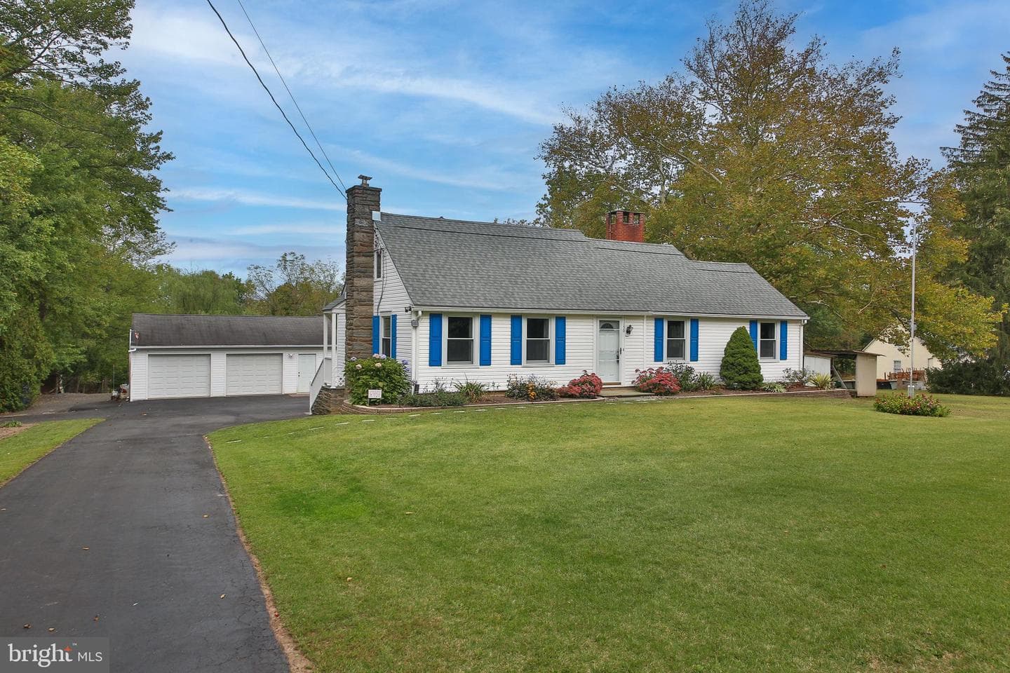 150 Edison Furlong Road photo 1