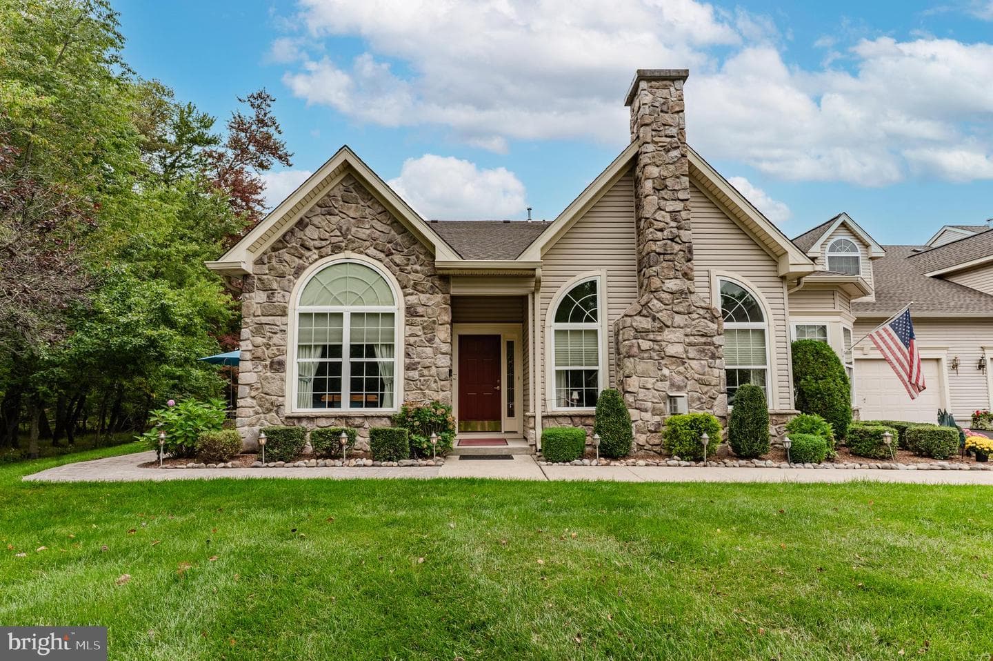 159 Villa Dr photo 1