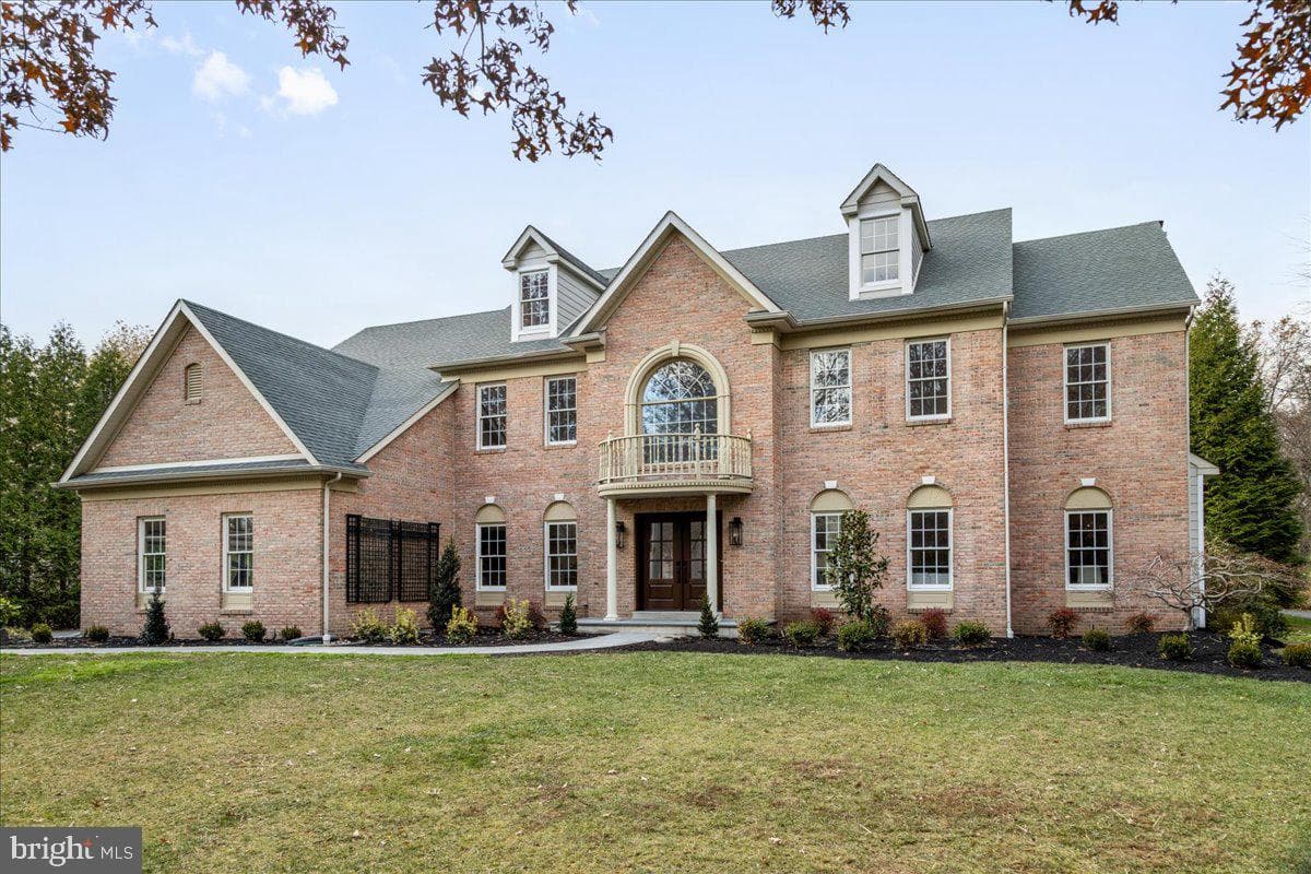 5110 Harmony Court W photo 1