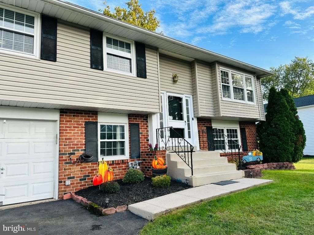 518 Delvale Road photo 1