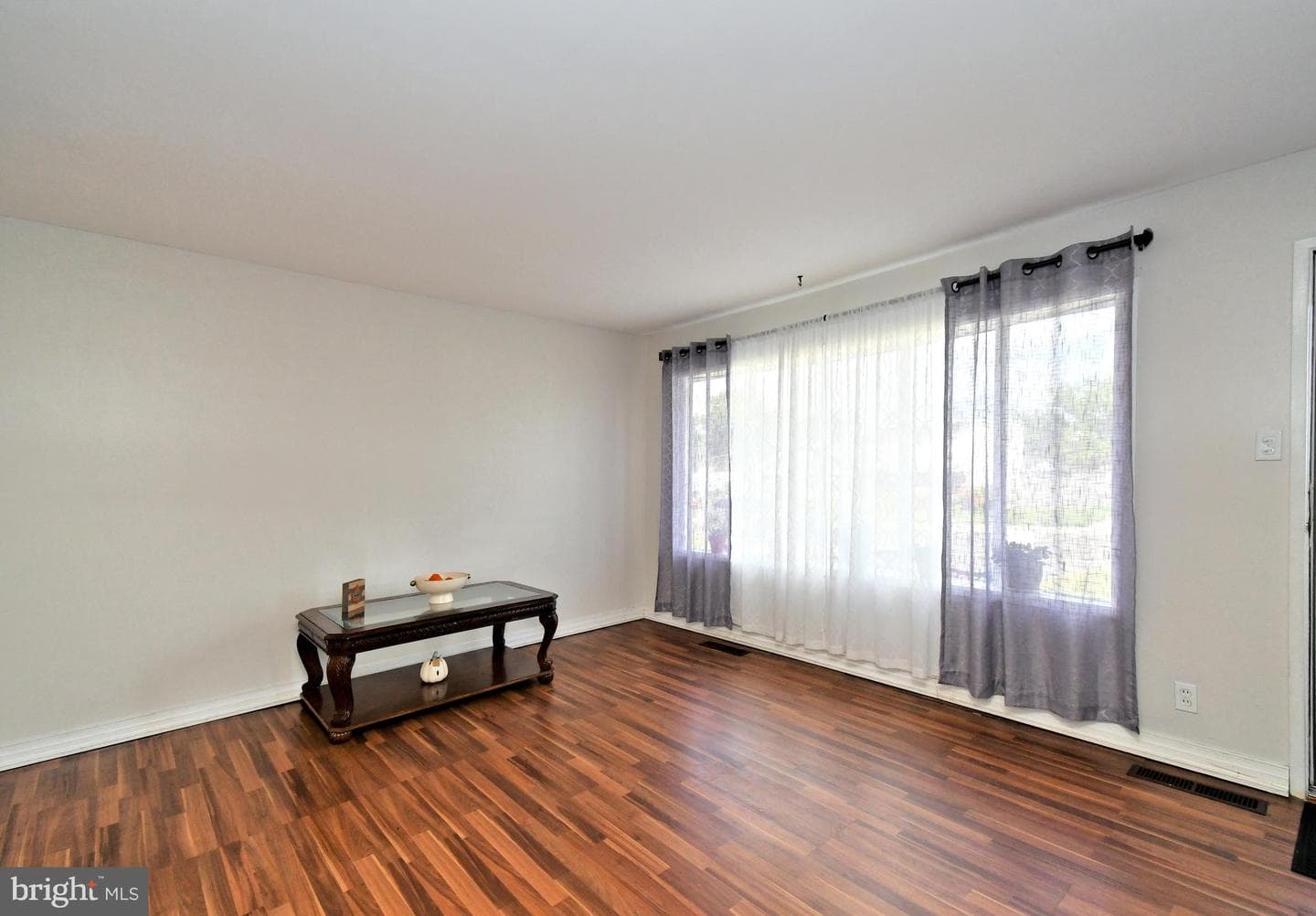 208 Suffolk Road photo 1