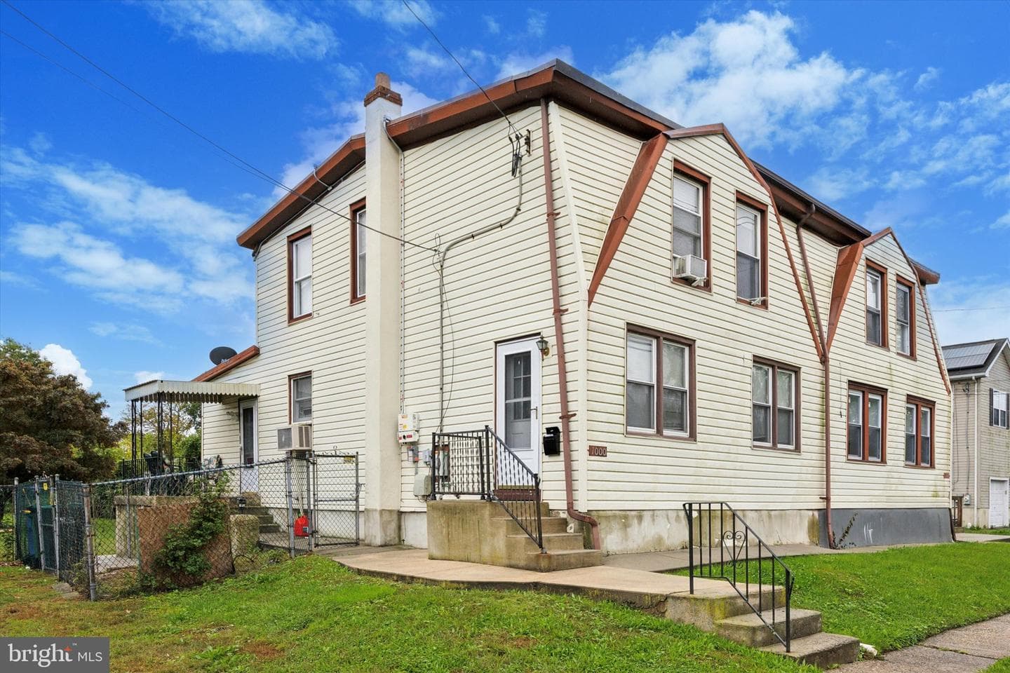 1000 Main Avenue photo 1