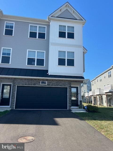 79 Becker Drive photo 1