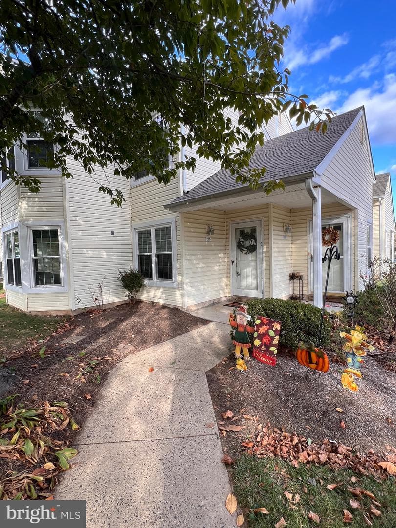 1507 Bennett Place photo 1