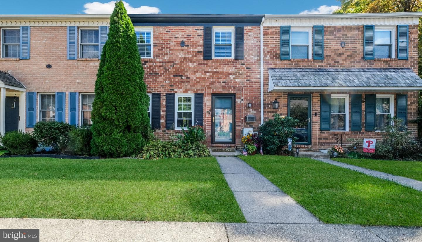 44 Providence Avenue photo 1