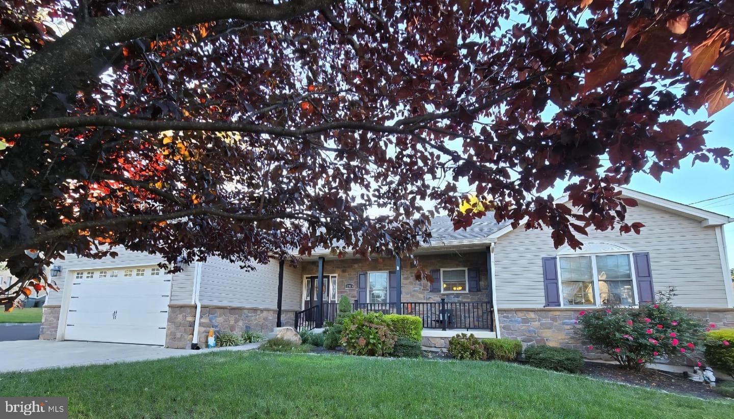 1700 Colonial Drive photo 1