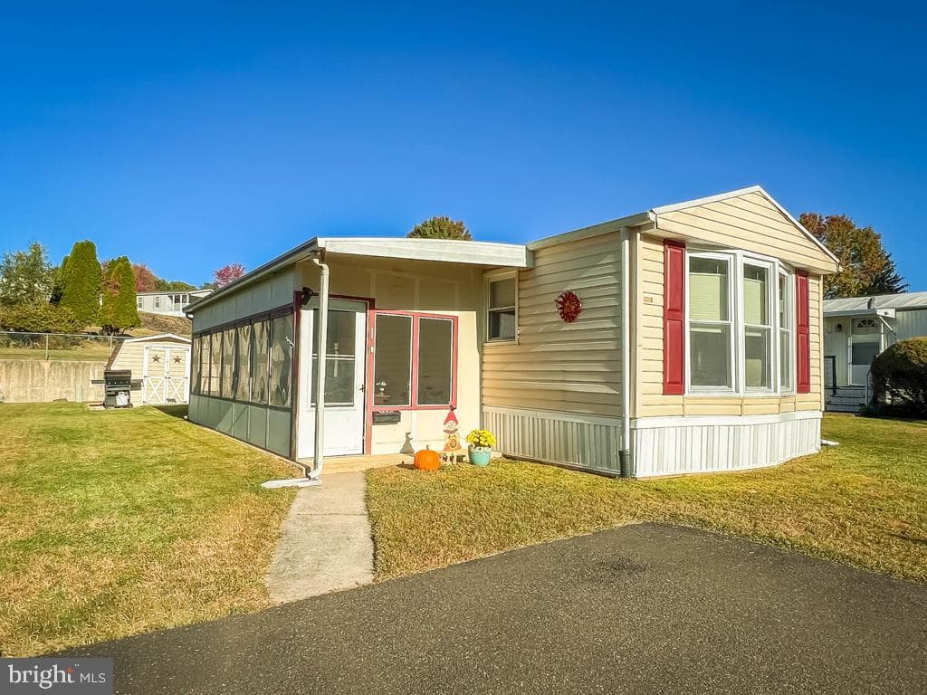2304 Brownsville Road #lot 1105 photo 1