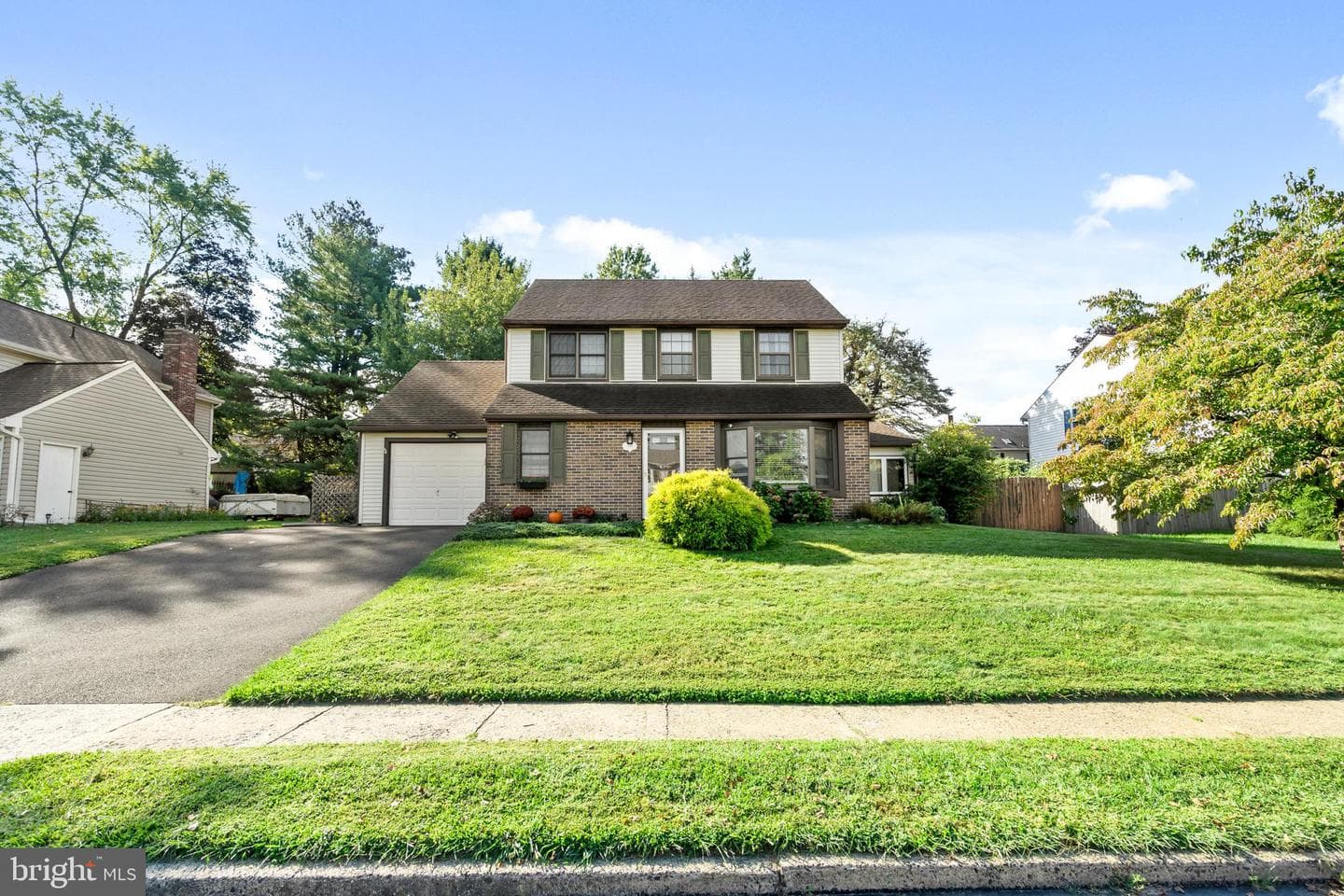 18 Essex Lane photo 1