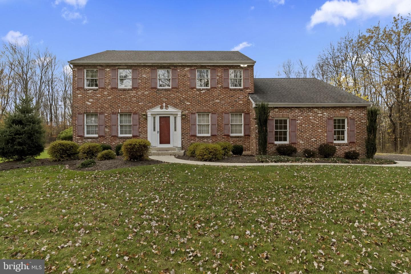 2756 Pickertown Road photo 1